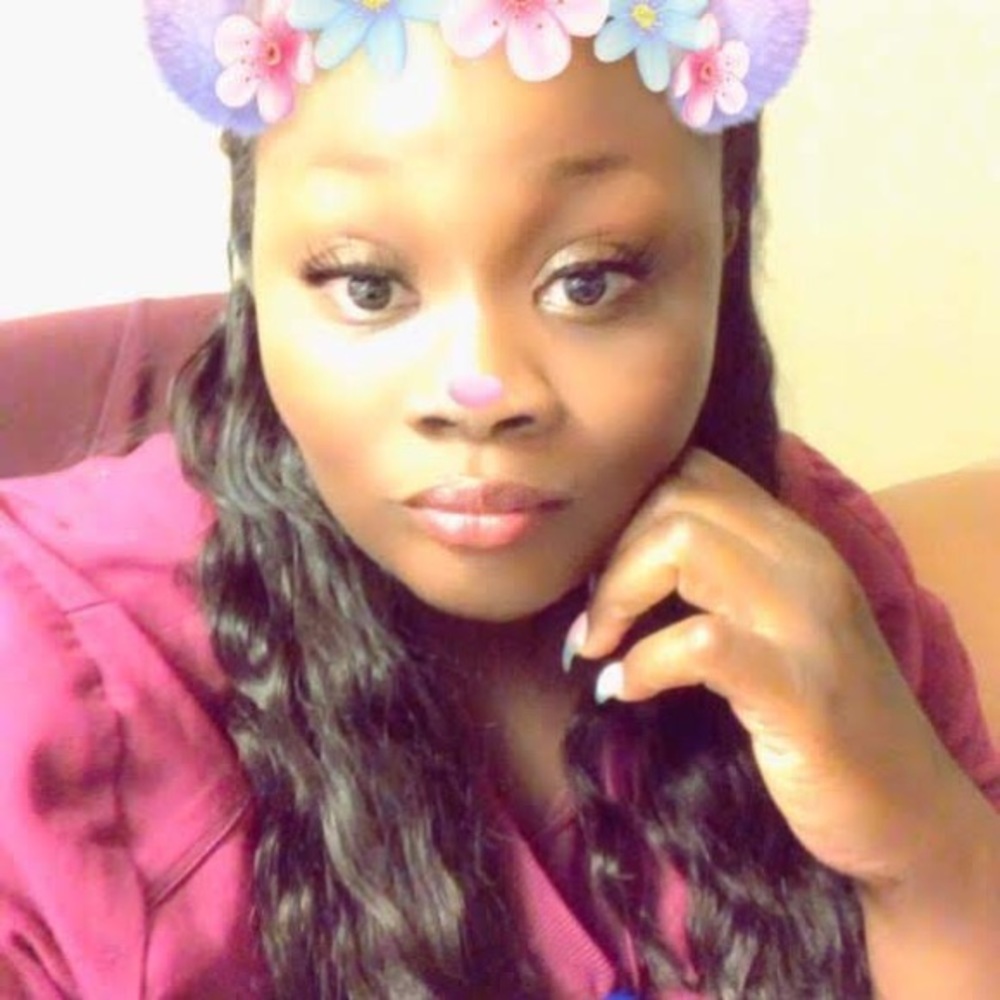 Meet your Posher, Esther